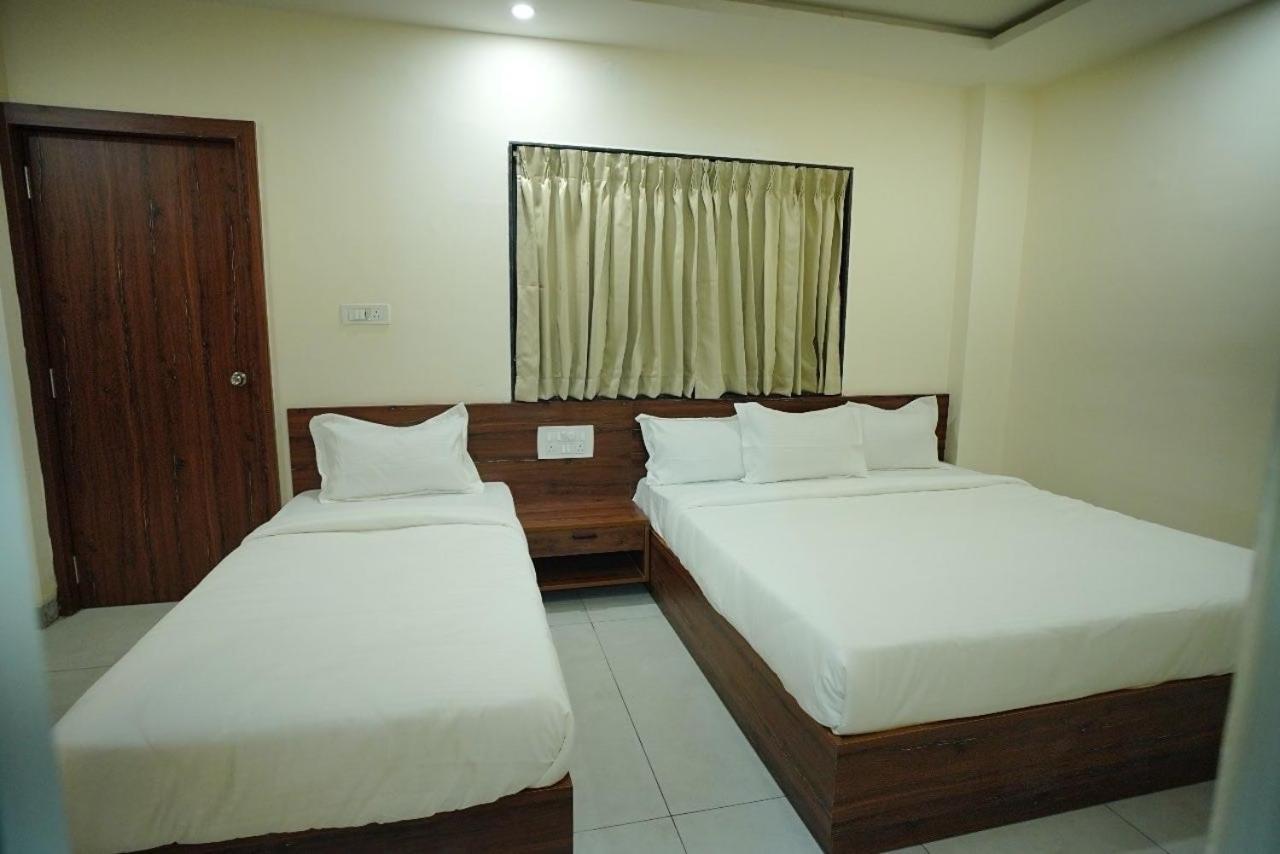 Super Townhouse Shivamogga Formerly Karthik Bhavan Exterior photo